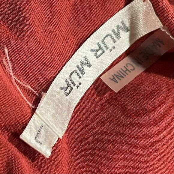 Sleeveless midi dress  - Picture 8 of 10